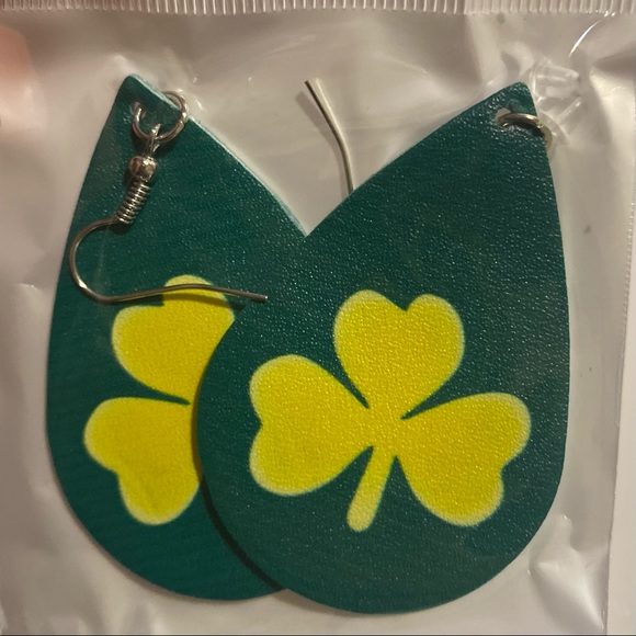 St. Patrick’s Day Faux Leather Dangling Shamrock Earrings - Picture 3 of 6